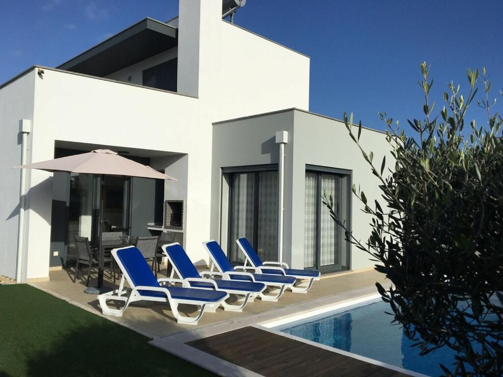 Luxury Villa With Private Pool Foz do Arelho Εξωτερικό φωτογραφία